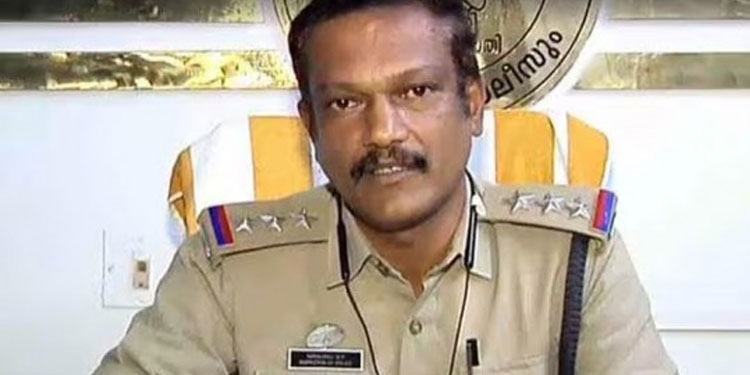 സ്‌‌കൂട്ടർ യാത്രികനെ കാറിടിച്ച സംഭവം: കടവന്ത്ര എസ്‌‌എച്ച്‌ഒയെ സ്ഥലംമാറ്റി; എസിപിമാർക്ക്‌ അന്വേഷണച്ചുമതല
