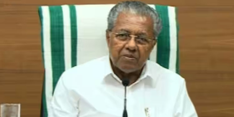 ‘ആ പൂതിയൊന്നും ഏശില്ല, കെട്ടിപ്പൊക്കുന്ന ആരോപണങ്ങൾ ജനം വിശ്വസിക്കുമെന്ന് കരുതേണ്ട’; മറുപടിയുമായി പിണറായി