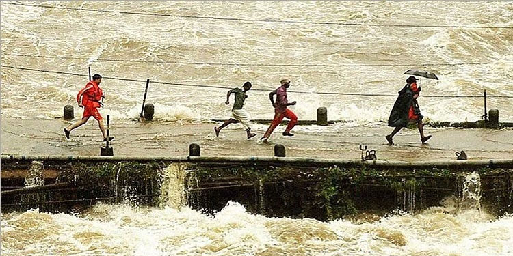 തിയറ്ററിൽ കാണേണ്ട സിനിമ: അദൃശ്യവൽകരണ രാഷ്‌‌ട്രീയത്തിൽ നഷ്‌ടമാകുന്ന പൂർണത