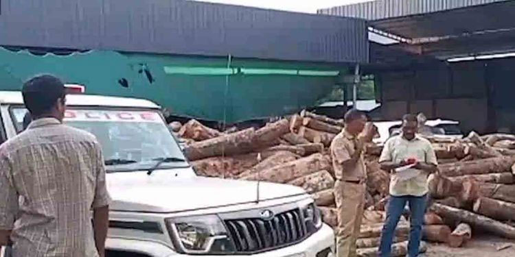 പെരുമ്പാവൂരിൽ കംപ്രസർ പമ്പ് ഉപയോഗിച്ച് മലദ്വാരത്തിൽ കാറ്റടിച്ച് കൊലപാതകം; യുവാവ് അറസ്റ്റിൽ