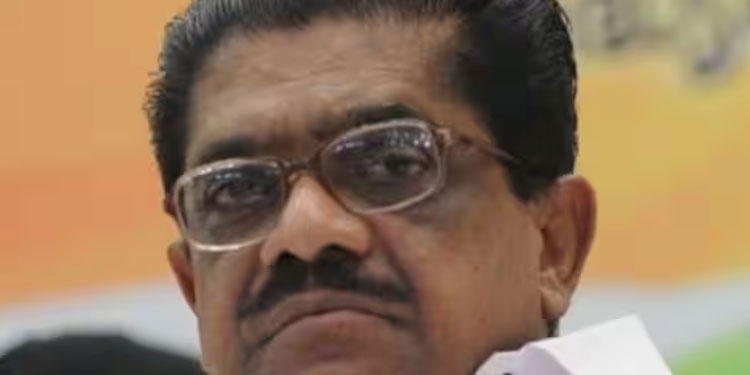 കേരളത്തിലെ അക്രമങ്ങള്‍ക്കും കൊലപാതകങ്ങള്‍ക്കും കാരണം സര്‍ക്കാരിന്‍റെ തെറ്റായ മദ്യനയം: സുധീരൻ