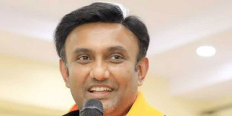 2019ൽ സഖ്യസർക്കാരിനെ അട്ടിമറിച്ചതിൽ സിദ്ധരാമയ്യയ്ക്കും പങ്ക്: മുൻ മന്ത്രി