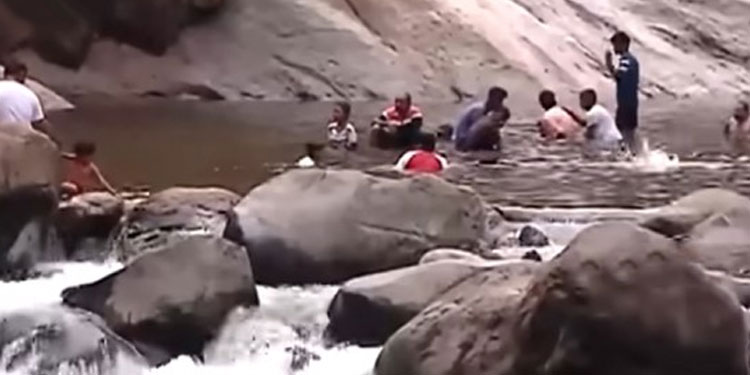 കോടഞ്ചേരി പതങ്കയം വെള്ളച്ചാട്ടത്തില്‍ 18-കാരന്‍ മുങ്ങി മരിച്ചു