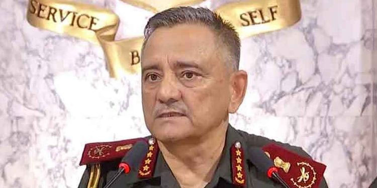 മണിപ്പുരില്‍ തീവ്രവാദ ഭീഷണിയില്ല; ശാന്തമാകാന്‍ സമയമെടുക്കും: സംയുക്ത സേനാ മേധാവി