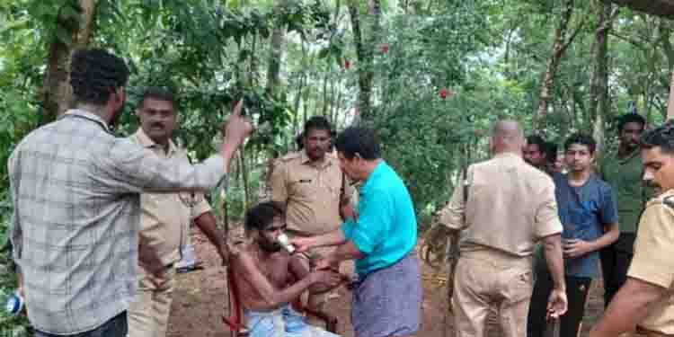 യുവാവിനെ ഉപദ്രവിച്ച ശേഷം 70 അടി ആഴമുള്ള കിണറ്റില്‍ ചാടി 45കാരന്‍, രക്ഷകരായി ഫയര്‍ഫോഴ്സ്