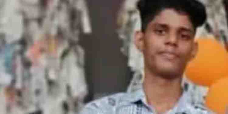 തൊടുപുഴയില്‍ എഞ്ചിനിയറിങ് കോളേജ് വിദ്യാർത്ഥി മരിച്ച നിലയിൽ