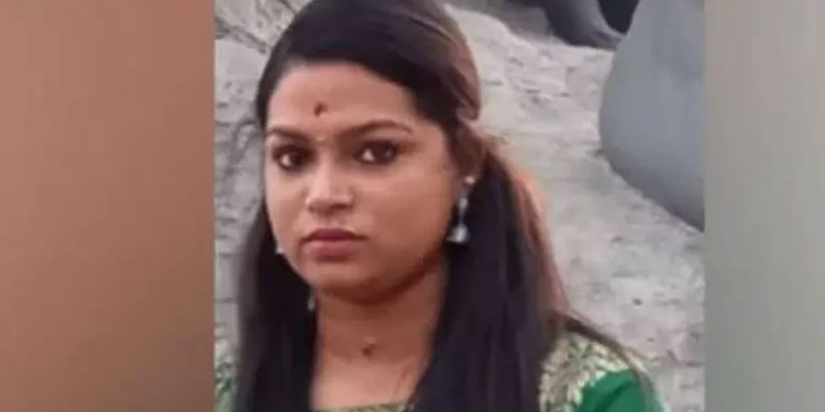 തിരുവനന്തപുരത്ത് യുവതി വീട്ടിലെ ശുചിമുറിയിൽ മരിച്ച നിലയില്‍; ഭർത്താവ് കസ്റ്റഡിയിൽ