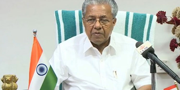 സര്‍വ്വകലാശാലകള്‍ ആഗോളമാറ്റങ്ങള്‍ക്കനുസരിച്ച് മാറണം – മുഖ്യമന്ത്രി