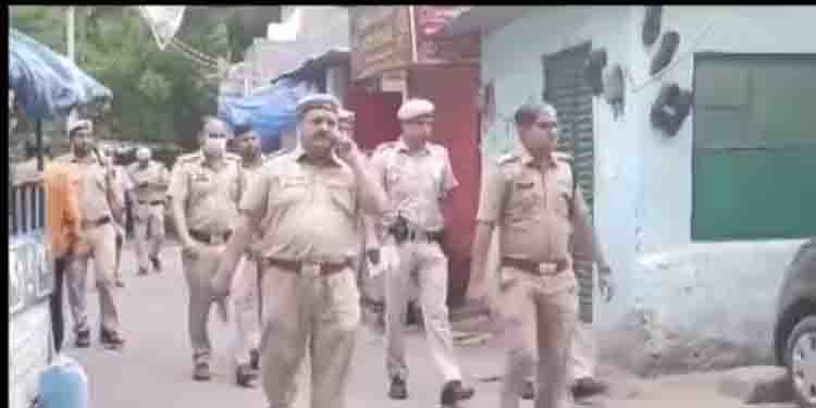 ദില്ലിയിൽ വെടിവെപ്പ്: രണ്ട് സ്ത്രീകൾ കൊല്ലപ്പെട്ടു, അക്രമികൾക്കായി തെരച്ചിൽ