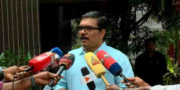 തെരുവുനായ്ക്കളെ ദയാവധം ചെയ്യുന്നതിനുള്ള ചട്ടം നടപ്പാക്കും, സംസ്ഥാനത്ത് ഗുരുതര സാഹചര്യം: മന്ത്രി എംബി രാജേഷ്