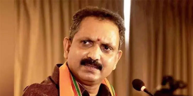 എസ്.എഫ്.ഐക്കാർക്കും ഡി.വൈ.എഫ്.ഐക്കാർക്കും എന്തുമാവാമെന്ന അവസ്ഥയാണ് കേരളത്തിലുള്ളതെന്ന് കെ.സുരേന്ദ്രൻ