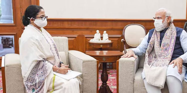 പതിവ് മുടക്കാതെ മമത;‌ പ്രധാനമന്ത്രിക്ക് ഇത്തവണയും മികച്ച ഇനം മാമ്പഴങ്ങൾ സമ്മാനം