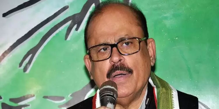 പുനഃസംഘടനയിൽ കലങ്ങി കോൺഗ്രസ്: പ്രശ്ന പരിഹാരത്തിന് താരിഖ് അൻവർ കേരളത്തിലെത്തും