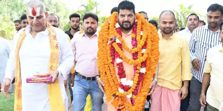 ബ്രിജ് ഭൂഷന്റെ ശക്തി പ്രകടനത്തിനായി തിങ്കളാഴ്ച നടത്താനിരുന്ന അയോധ്യാറാലി റദ്ദാക്കി