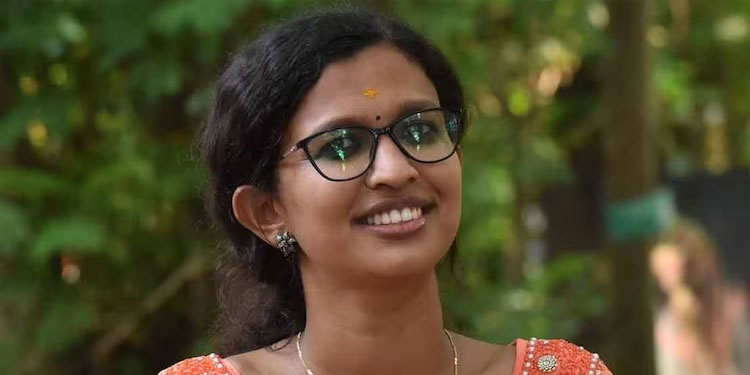 വിദ്യ അട്ടപ്പാടി കോളജിൽ അഭിമുഖത്തിനെത്തിയ ദൃശ്യങ്ങളില്ലെന്നു പൊലീസ്