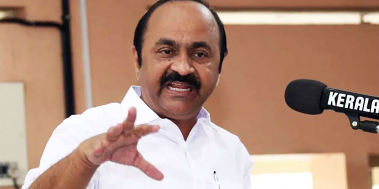 മുഖ്യമന്ത്രി സ്വര്‍ണക്കള്ളക്കടത്ത്, ലൈഫ് മിഷന്‍ കോഴക്കേസുകളില്‍ അകത്ത് പോകേണ്ടയാള്‍ – വി ഡി സതീശന്‍