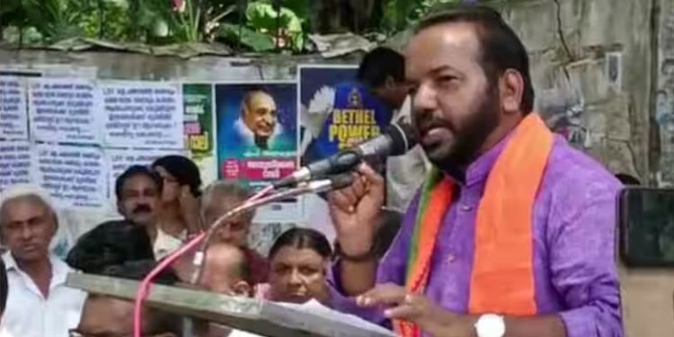 പേപ്പട്ടിയെയും കമ്യൂണിസ്റ്റുകാരെയും ഒരുമിച്ച് കണ്ടാൽ കമ്യൂണിസ്റ്റുകാരെ ജനം തല്ലുന്ന കാലം വിദൂരമല്ല: എസ് സുരേഷ്