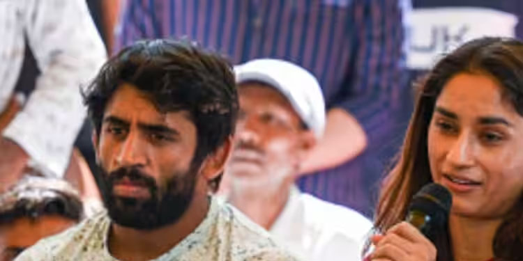 ബജറങ് പുനിയയും വിനേഷ് ഫോഗത്തും പരിശീലനത്തിന് വിദേശത്തേക്ക്