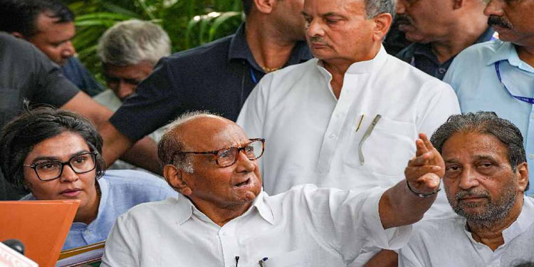 എൻസിപി അധ്യക്ഷൻ ഞാൻ തന്നെയെന്ന് ശരദ് പവാർ ; സംസ്ഥാന സമിതികളുടെ പിന്തുണ