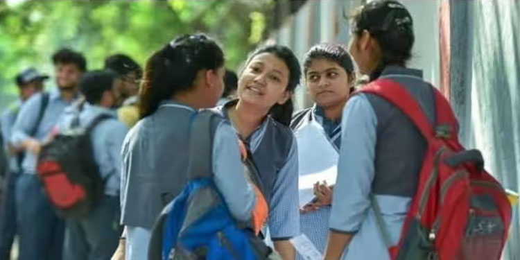 പ്ലസ് വണ് പ്രവേശനം ; സപ്ലിമെന്ററി അലോട്ട്മെന്റ് മറ്റന്നാള് മുതല്