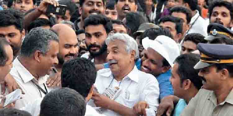 പ്രിയ നേതാവ് ഉമ്മൻചാണ്ടിക്ക് വിട, സംസ്കാരം മറ്റന്നാൾ; കോൺഗ്രസിൽ ഒരാഴ്ച ദുഃഖാചരണം
