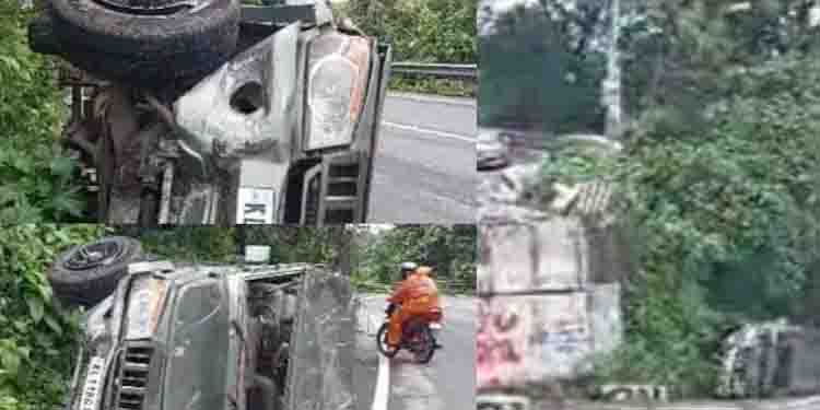 നൊട്ടമല വളവിൽ സുരക്ഷാ ഭിത്തിയും തകർത്ത് ബൊലേറോ താഴേക്ക് മറിഞ്ഞു, അഞ്ച് പേർക്ക് പരിക്ക്