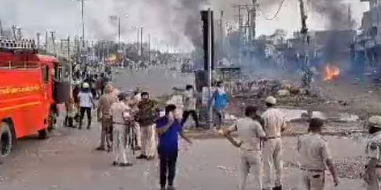 ഹരിയാനയിൽ വർ​ഗീയ സംഘർഷം, ഘോഷയാത്രക്കിടെ അക്രമം; ആരാധനാലയത്തിൽ അഭയം തേടി 2500ഓളം പേർ