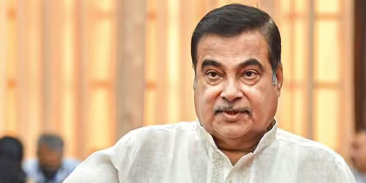 ചെലവ് 4.5 ലക്ഷം കോടി, 10,000 കിമീ സൂപ്പര്‍ റോഡ്; വമ്പൻ പ്രഖ്യാപനവുമായി നിതിൻ ഗഡ്‍കരി!