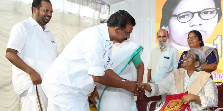 ദാക്ഷായണി വേലായുധന്‍ പാര്‍ശ്വവൽക്കരിക്കപ്പെട്ട ജനതയ്ക്കുവേണ്ടി പൊരുതിയ വ്യക്തിത്വമെന്ന് കെ. രാധാകൃഷ്ണന്‍