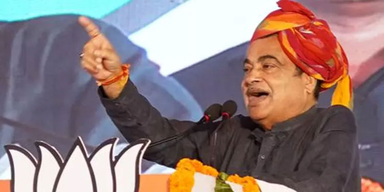 ‘പെട്രോൾ വില ലിറ്ററിന് 15 രൂപയാകും’; ബി.ജെ.പി റാലിയിൽ വൻ വാഗ്ദാനം കേന്ദ്ര മന്ത്രി നിതിൻ ഗഡ്കരി വക