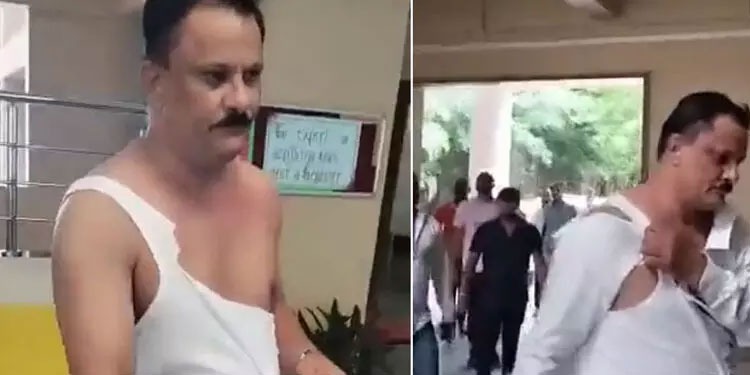 സ്കൂളിൽ ക്രിസ്തീയ പ്രാർഥന ചൊല്ലിയെന്ന്; പ്രിൻസിപ്പലിനെ വളഞ്ഞിട്ട് തല്ലി ബജ്രംഗ്ദൾ പ്രവർത്തകർ, സംഭവം മഹാരാഷ്ട്രയിൽ