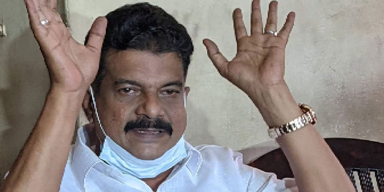 മിച്ചഭൂമി കേസ്: ഇരിപ്പുറക്കാത്ത കസേരയിൽ മാറിയെത്തിയത് 17 ഉദ്യോഗസ്ഥർ; അൻവറിന് വഴിവിട്ട സഹായമെന്ന് ആക്ഷേപം