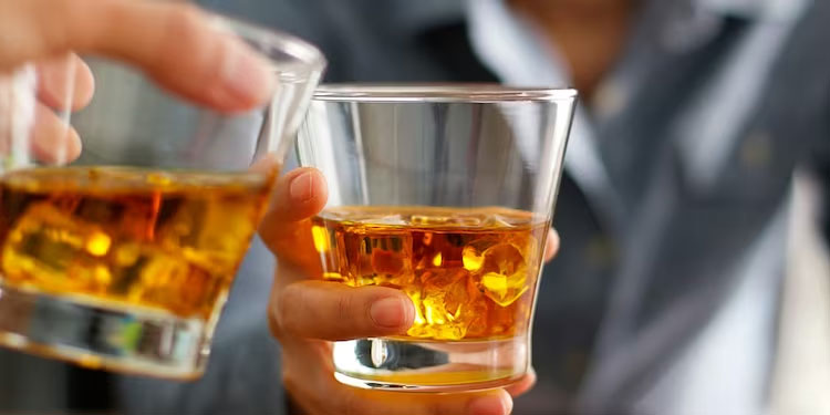 ദിവസവും മദ്യപിച്ചാൽ കരളിന് സംഭവിക്കുന്നത്? അറിയാം