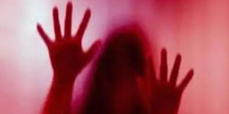 14 കാരിയെ പീഡിപ്പിച്ച ചിറ്റപ്പന് 13 വർഷം കഠിന തടവും 45,000 രൂപ പിഴയും