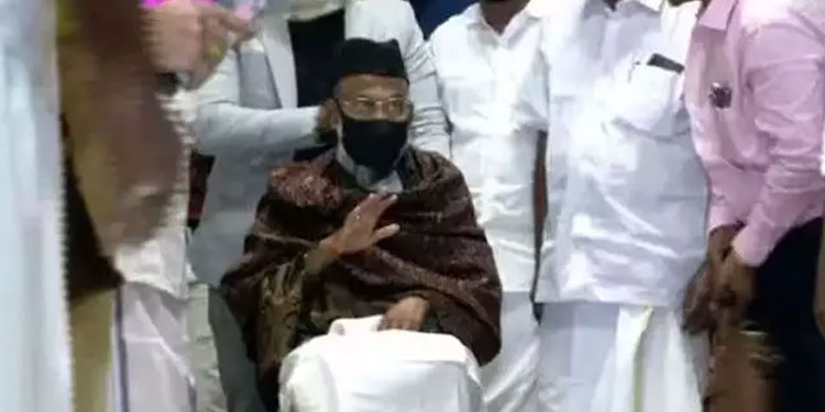 മഅ്ദനി തിരുവനന്തപുരത്ത് വിമാനമിറങ്ങി; ഇനി റോഡുമാർഗം അൻവാർശേരിയിലേക്ക്