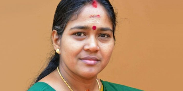 പാർടിയിൽ നിന്നും മാറിനിന്നത്‌ മാനസികസമ്മർദ്ദം മൂലമെന്ന്‌ ശോഭാ സുരേന്ദ്രൻ; കളങ്കിതരിൽ നിന്ന്‌ പണം വാങ്ങരുത്‌
