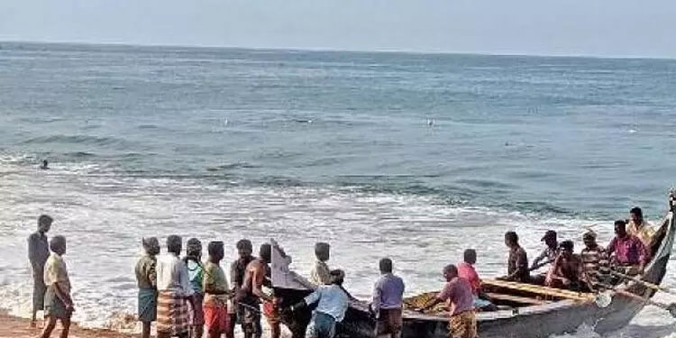 മത്സ്യബന്ധനത്തിന് പോകരുതെന്ന് നിർദേശം