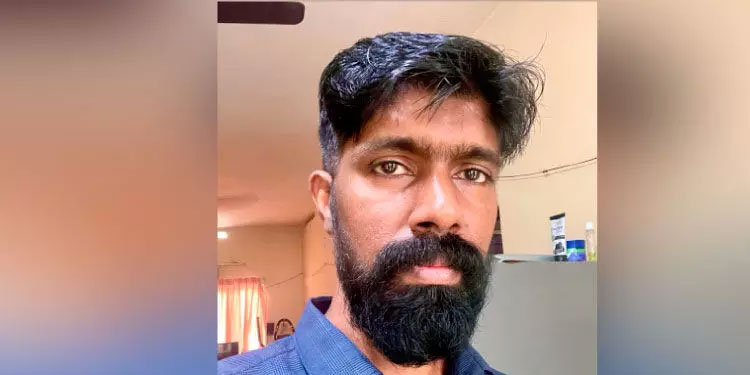 സിനിമയിലെ മാന്ത്രിക ഇഫക്ട്; സുമേഷ് ഗോപാ​ലിന് രണ്ടാമതും പുരസ്കാരം കിട്ടിയതിന്റെ ആഹ്ലാദത്തിൽ വെള്ളമുണ്ട