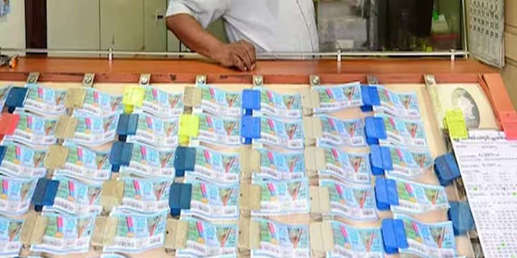 മൺസൂൺ ബംപർ ഒന്നാം സമ്മാനം പാലക്കാട് വിറ്റ ടിക്കറ്റിന്