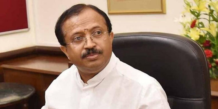 മുഖ്യമന്ത്രിയും മരുമകൻ മന്ത്രിയും മൂന്ന് ദിവസമായി മാളത്തിൽ ; മാസപ്പടി വിവാദത്തില്‍ പ്രതികരിക്കുന്നില്ല