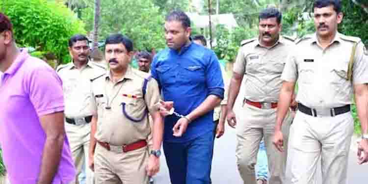 ആളില്ലാത്ത വീടുകള്‍ കുത്തിത്തുറന്ന് മോഷണം; രണ്ടു പേര്‍ പിടിയില്‍
