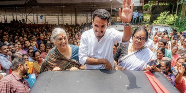 ജെയ്‌ക്‌ പോരാടും നാടിനുവേണ്ടി: സുഭാഷിണി അലി