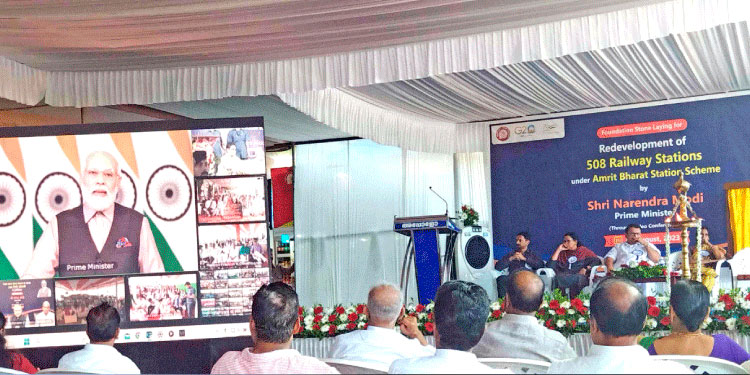 വടകര റെയിൽവേ സ്റ്റേഷൻ വികസന പ്രവൃത്തിക്ക് തുടക്കം