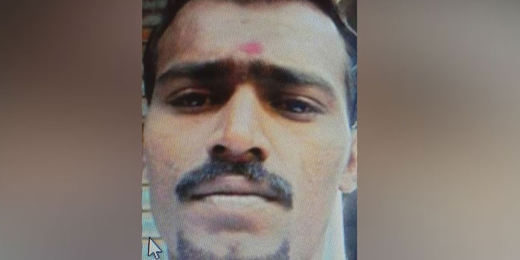കണ്ണൂരിൽ തെങ്ങിൻ തോപ്പിൽ യുവാവിനെ മരിച്ച നിലയിൽ കണ്ടെത്തിയ സംഭവം: ഒരാൾ കസ്റ്റഡിയിൽ
