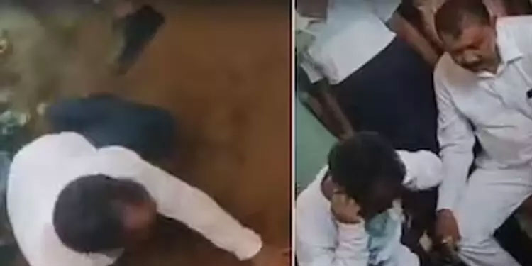 യുവാവിനെ തല്ലിയും തുപ്പൽ നക്കിച്ചും ​ബി.ജെ.പി മുൻ എം.എൽ.എ; ആളുകൾ തല്ലി​ക്കൊല്ലാതിരിക്കാനാണ്​ ഇത്​ ചെയ്തതെന്നും​ വിശദീകരണം