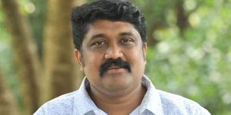 ‘സ്മൃതി ഇറാനിക്ക് രാഹുൽ ഫ്ലൈയിങ് കിസ് നല്കിയെന്ന ആരോപണം പോലെ’; ‘മാസപ്പടിയിൽ’ റഹീം
