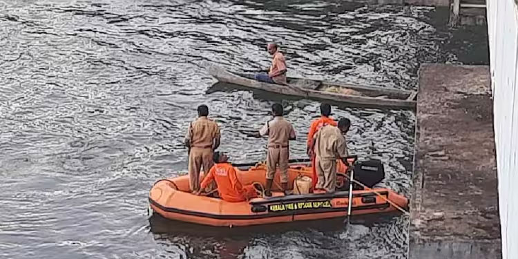 പരശുറാം എക്സ്പ്രസിൽനിന്ന് മൂവാറ്റുപുഴയാറ്റിൽ വീണയാളുടെ മൃതദേഹം കണ്ടെത്തി ; ആളെ തിരിച്ചറിയാനായില്ല