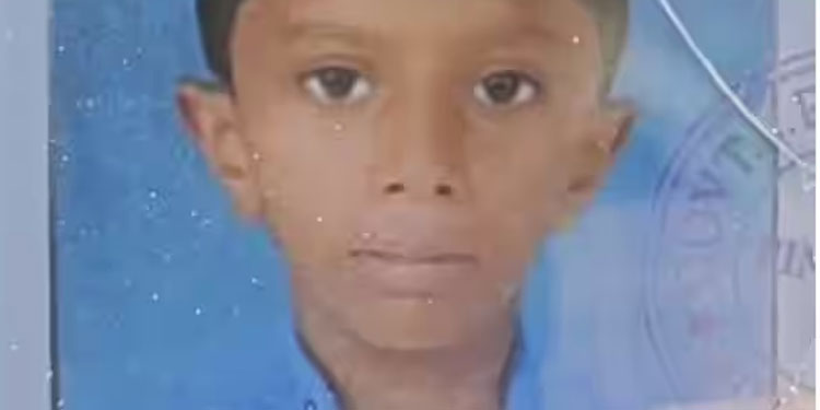 അമ്മയും മകനും സഞ്ചരിച്ച സ്കൂട്ടർ ബസുമായി കൂട്ടിയിടിച്ചു; എട്ട് വയസുകാരന് ദാരുണാന്ത്യം