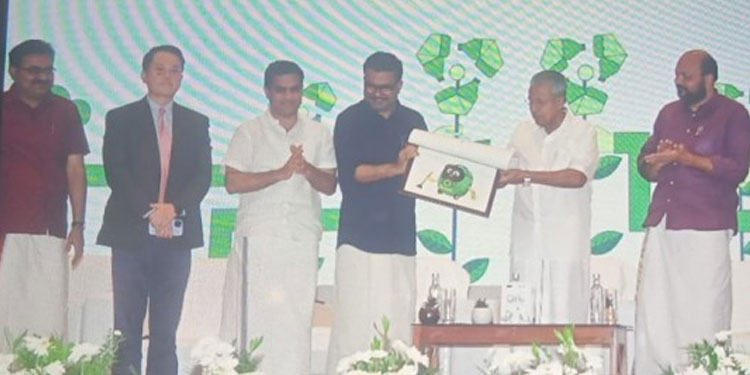 മാലിന്യ നിർമ്മാർജ്ജനത്തിനായി എല്ലാവരും കൈകോർക്കണം: സമൂഹത്തിന്റെ കൂട്ടായ പ്രവർത്തനം ആവശ്യമെന്നും മുഖ്യമന്ത്രി