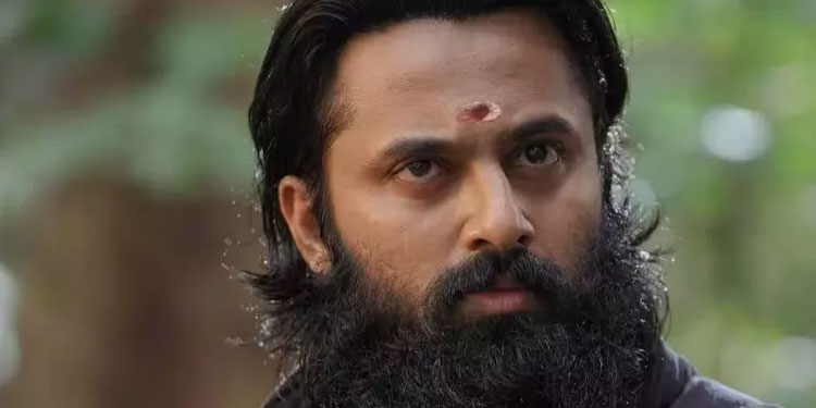 മറ്റു മതങ്ങളെ നാം കണ്ടുപഠിക്കണം, അവരുടെ ആചാരങ്ങളിൽ തൊടാൻ ആരും ധൈര്യപ്പെടില്ല -ഉണ്ണി മുകുന്ദൻ
